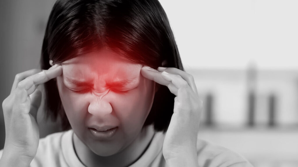 Connection-Between-Monsoon-And-Migraine-Impact-Prevention-Main